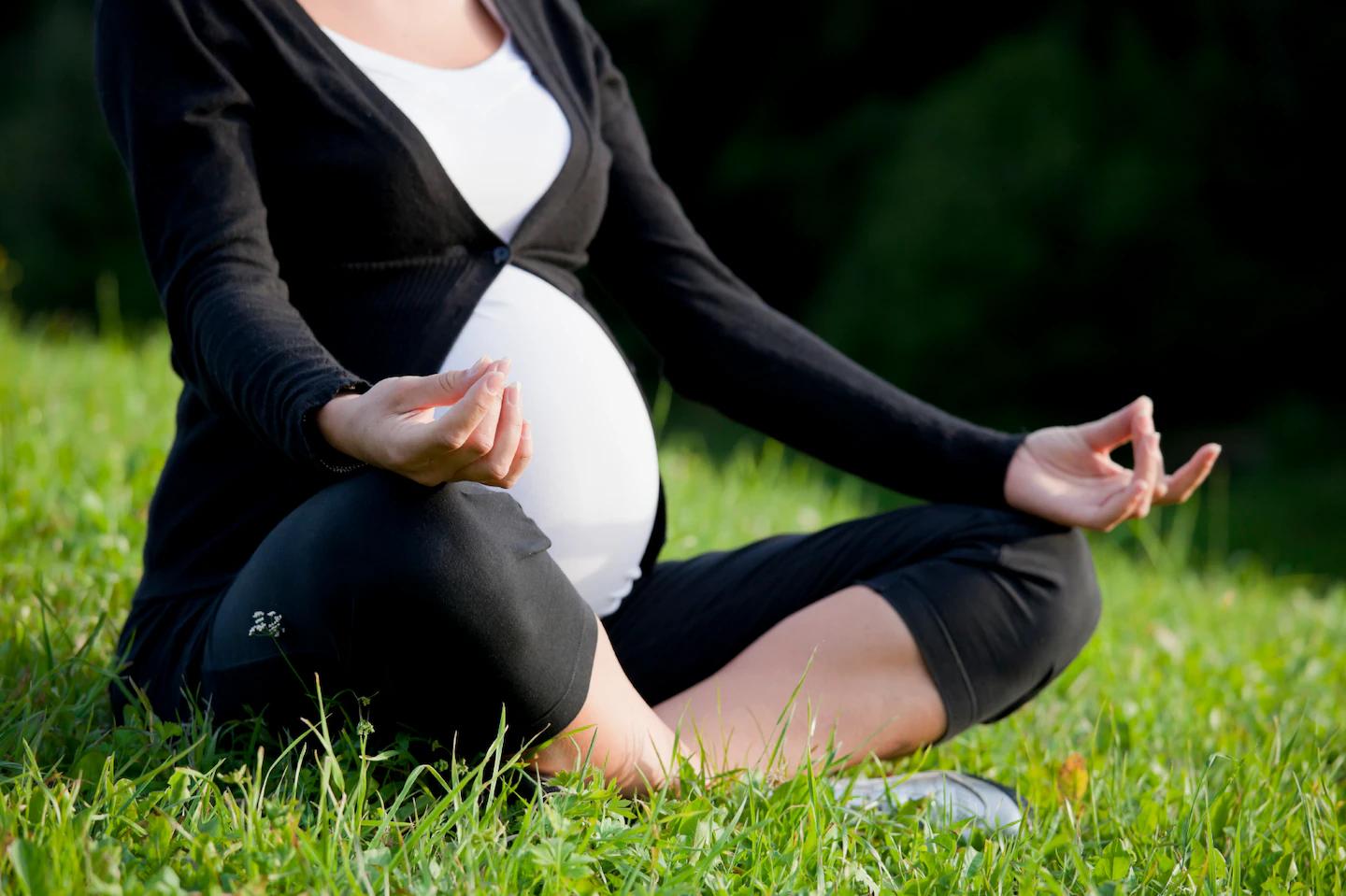 yoga during labor - Can you do yoga at 39 weeks pregnant