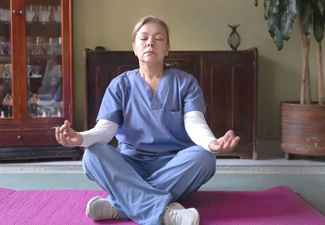 yoga for nurses - How does yoga help nurses