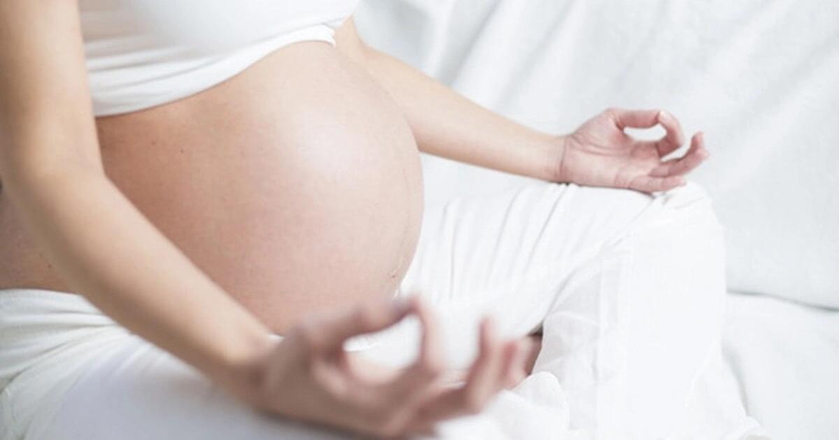 yoga femme enceinte - Quand commencer le yoga pendant la grossesse