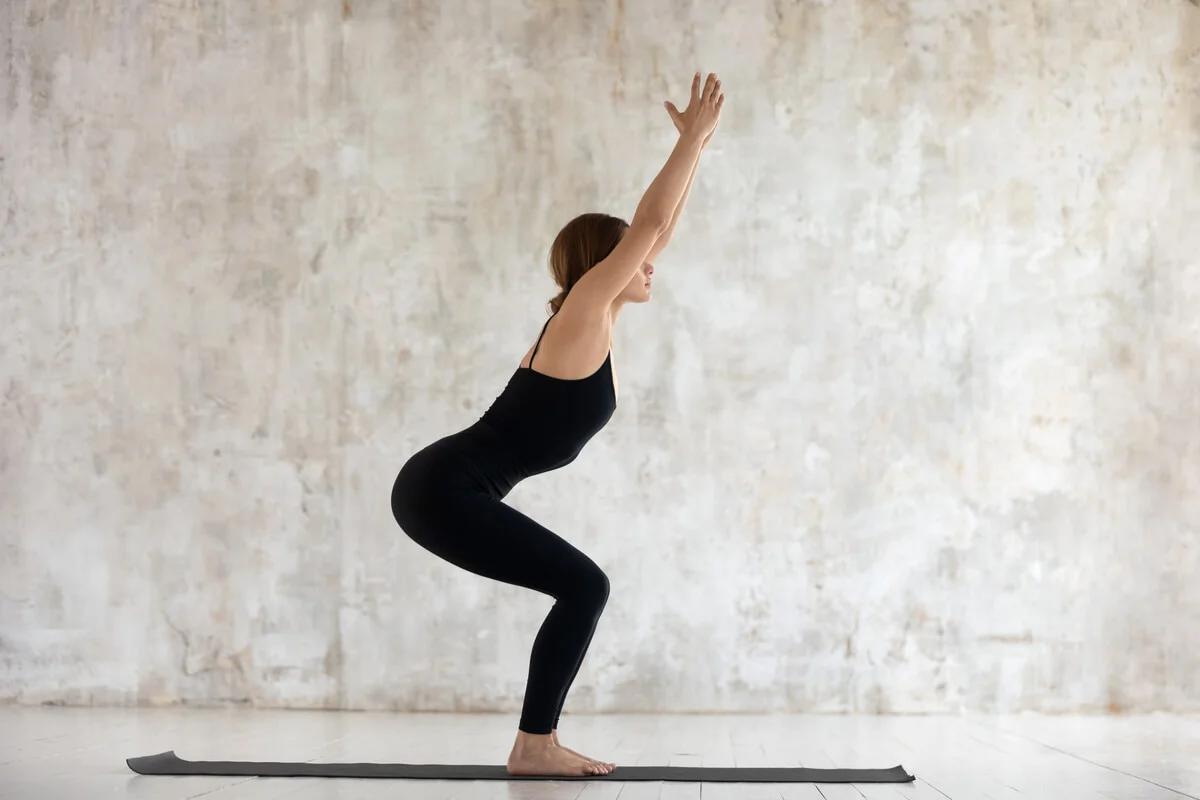 yoga despues de entrenar - Qué ejercicios hacer después de entrenar