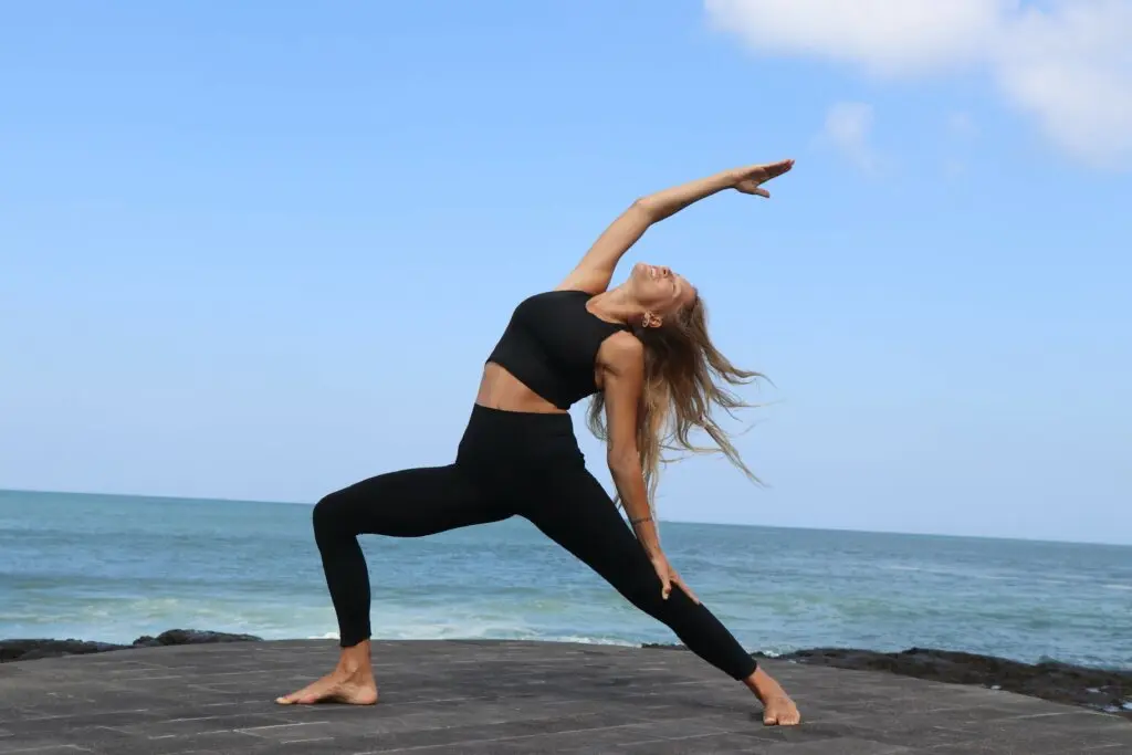guerrero pacifico yoga - Qué es la postura del guerrero pacífico en el yoga