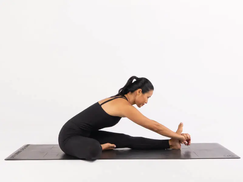 sauce yoga - Qué significa Janu Sirsasana