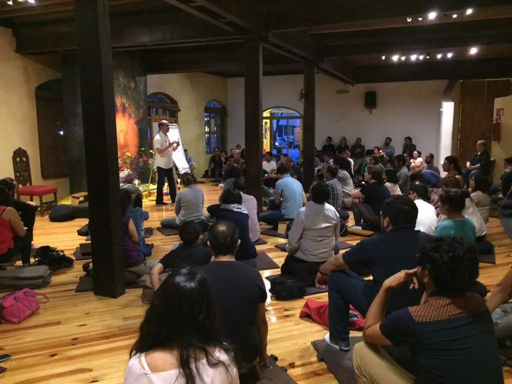 yoga centro budista - Qué significa practicar budismo
