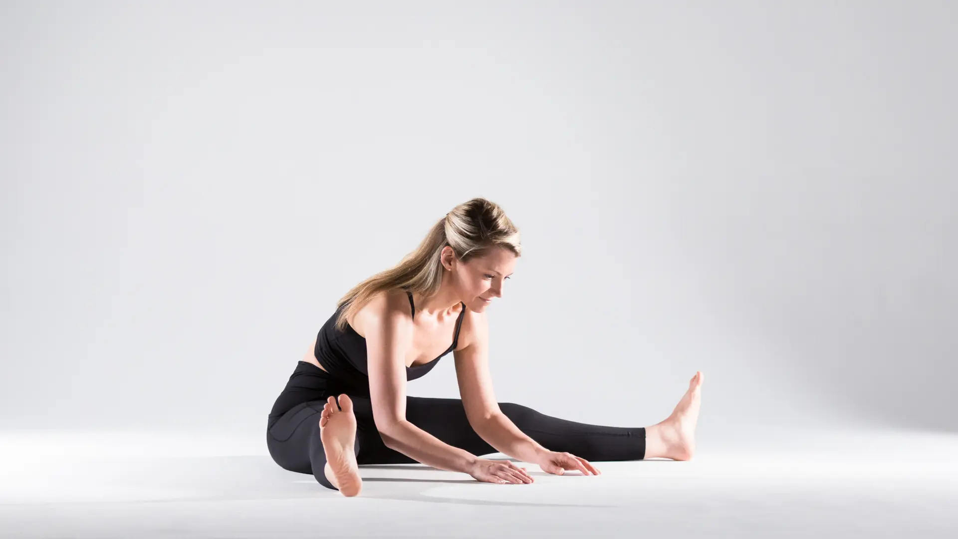 piernas abiertas yoga - Qué significa Upavistha