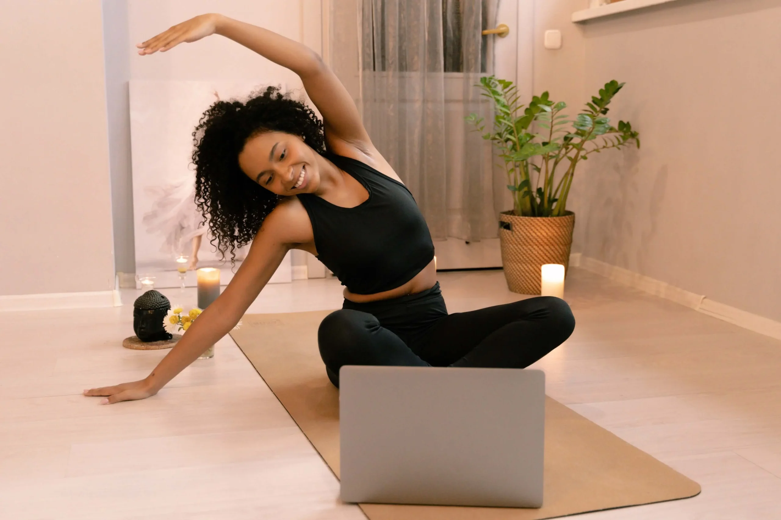 yoga oefeningen thuis - Welke yoga om af te vallen