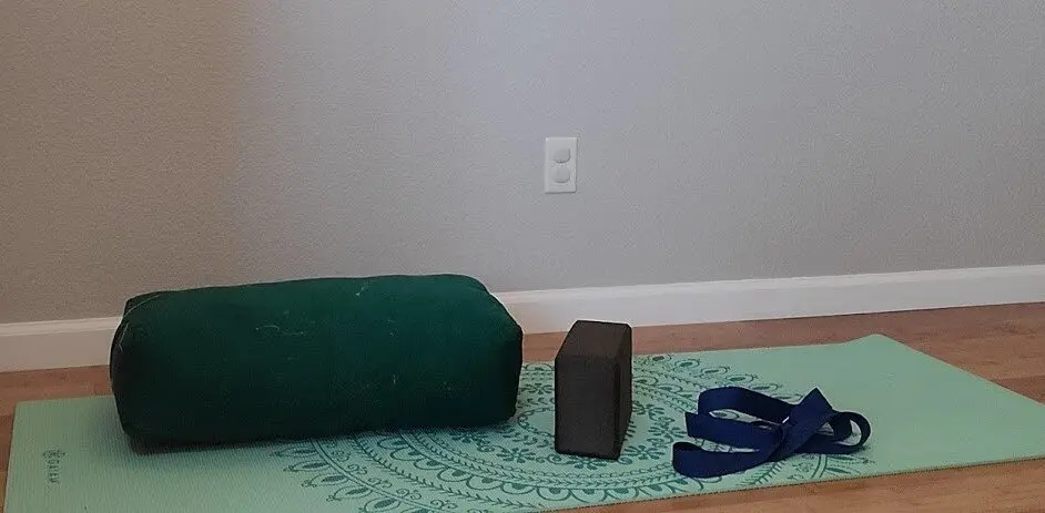 yoga bolster australia - What can I use instead of a yoga bolster