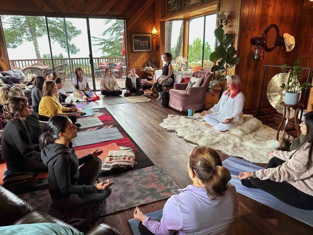 yoga meditation retreat victoria - What is a silent meditation retreat