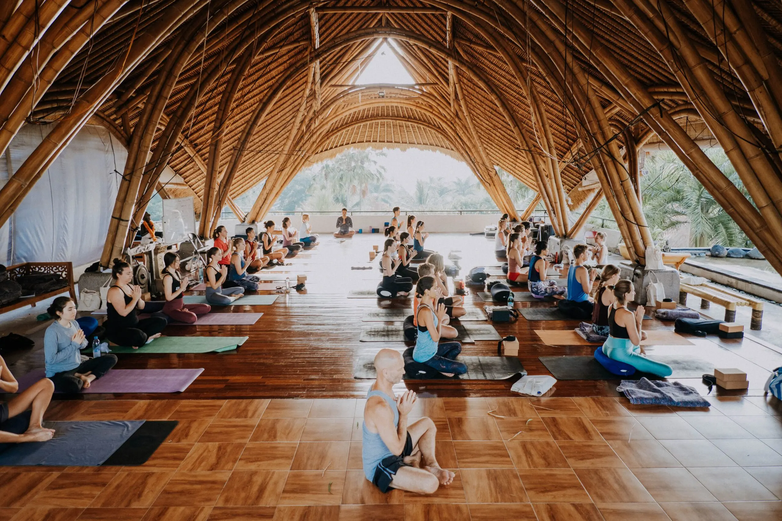 mindful yoga teacher training - What qualifications do I need to teach mindfulness